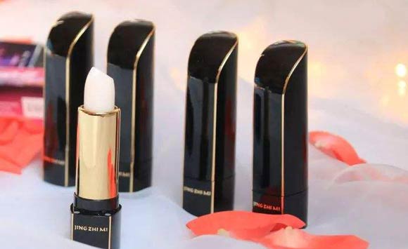 润唇膏在使用中最易发生得就是易折断,那么,润唇膏的折断力怎么检测呢--济南赛成仪器 润唇膏在使用中最易发生得就是易折断,那么,润唇膏的折断力怎么检测呢--济南赛成仪器